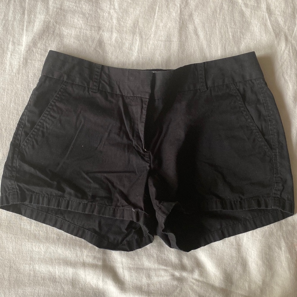 J.Crew 100% Cotton Broken-In Chino short, size 4, 3 inch inseam